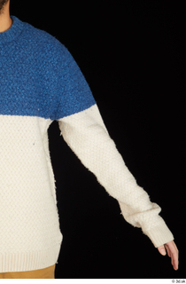 Pablo arm dressed sweater upper body 0002.jpg